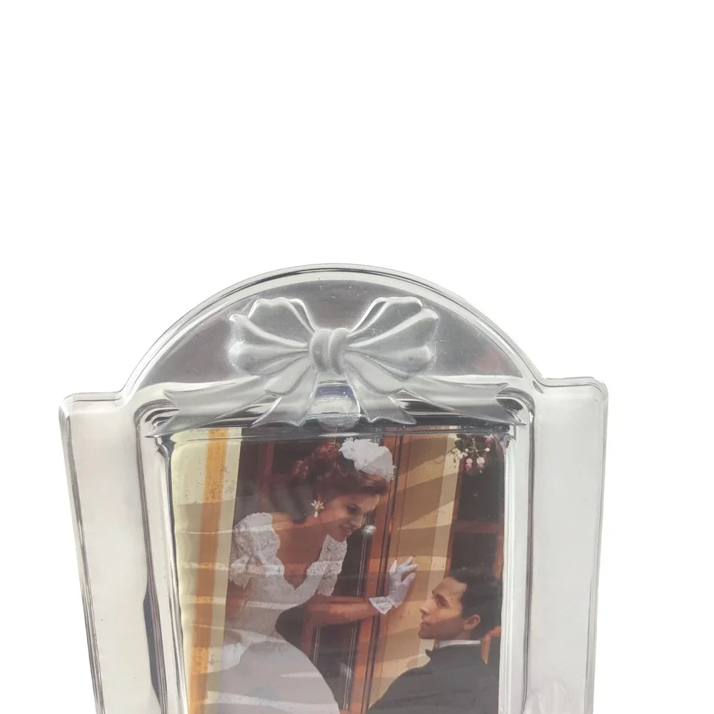 VTG Savoir Vivre Luscious Rectangle Frame Clear Frosted Crystal Glass Bow Floral